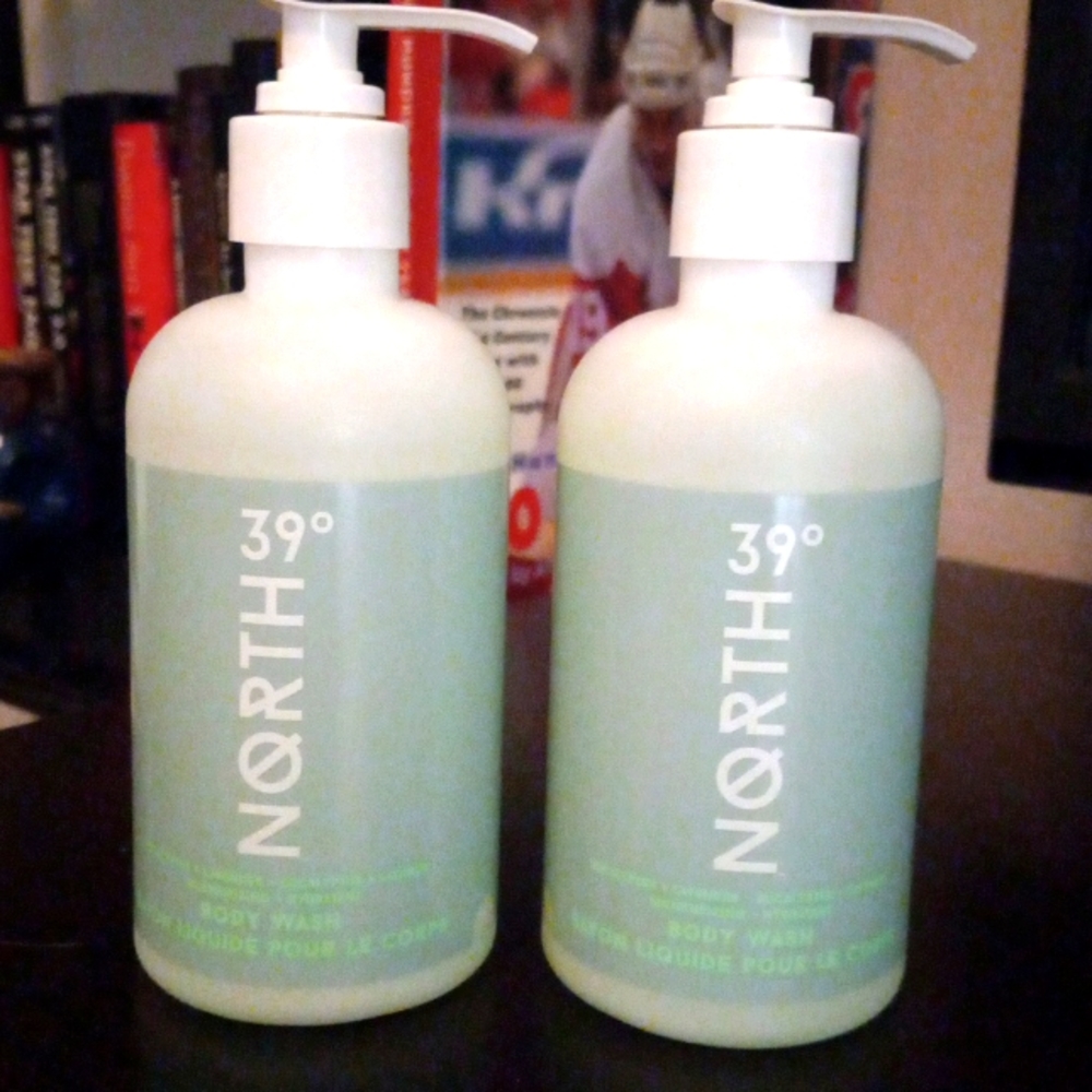 COPY - 39" North BodyWash ×2 bottles